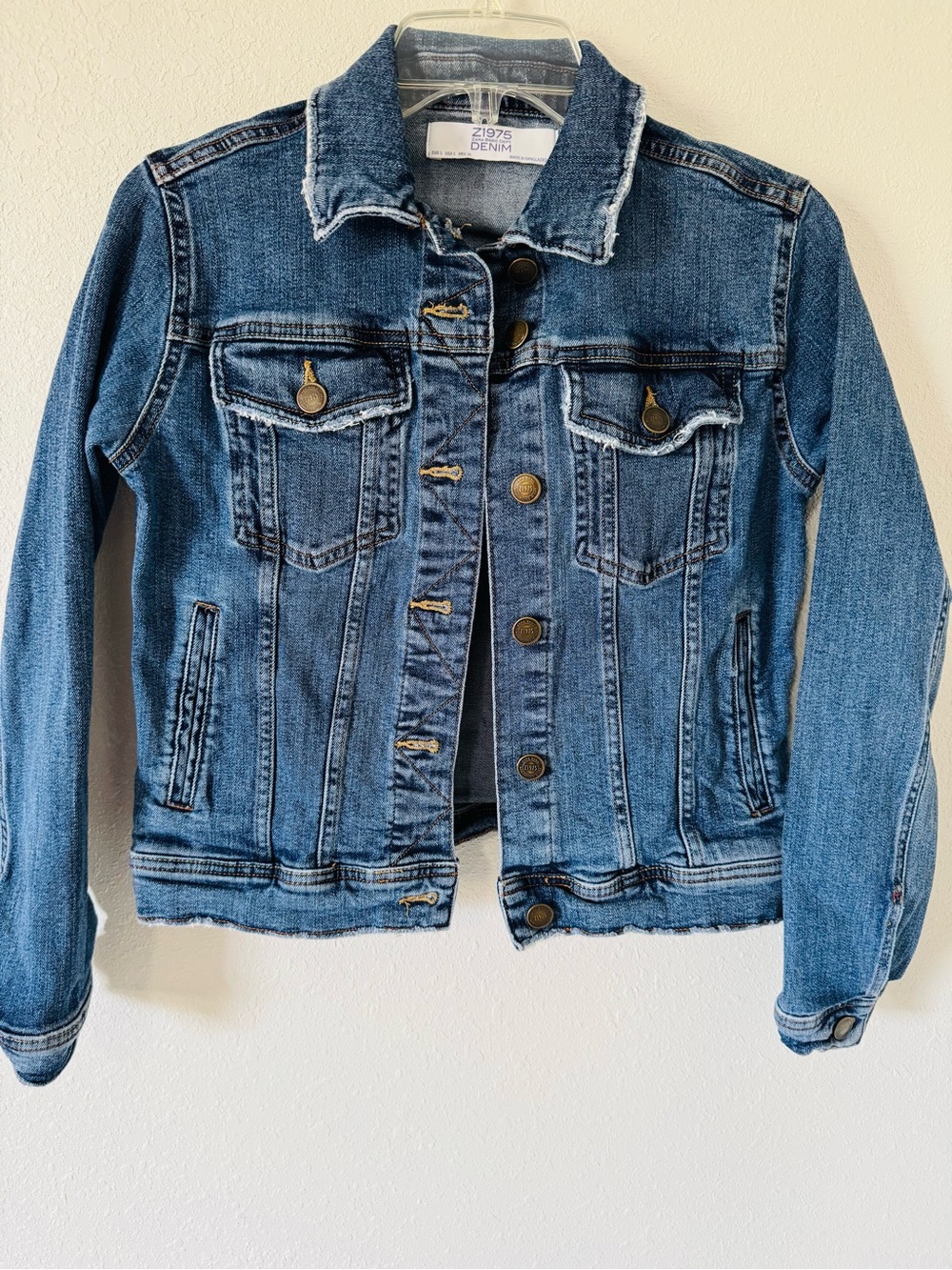 Zara Blue Denim Jean Jacket with Button Front Size Small